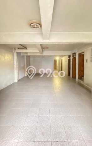 For Sale! Premium House LT 520m2 Desain Elegan di Pejompongan For Sale! Premium House LT 520m2 Desain Elegan di Pejompongan