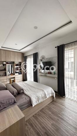 Disewakan! Rumah 4 Kamar Tidur &
3 Kamar Mandi di Jurangmangu, Tangerang Disewakan! Rumah 4 Kamar Tidur &
3 Kamar Mandi di Jurangmangu, Tangerang