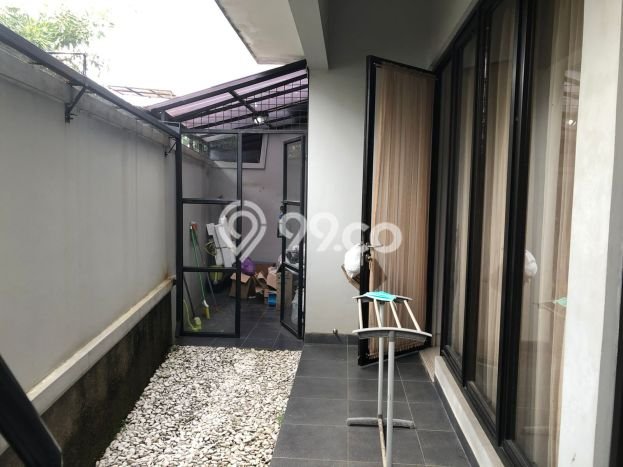 Disewakan! Rumah 4 Kamar Tidur &
3 Kamar Mandi di Bintaro, Tangerang Selatan Disewakan! Rumah 4 Kamar Tidur &
3 Kamar Mandi di Bintaro, Tangerang Selatan