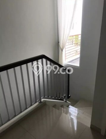 Rumah Mewah LB 120m2 Siap Huni Desain Elegan di Sektor 9-Bintaro, Tangerang Selatan Rumah Mewah LB 120m2 Siap Huni Desain Elegan di Sektor 9-Bintaro, Tangerang Selatan