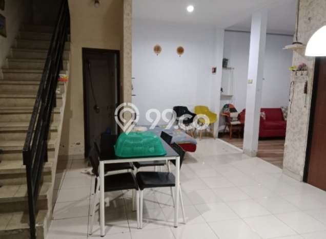 For Sale Hunian Rumah Terawat 3 KT di Cirendeu, Jakarta Selatan For Sale Hunian Rumah Terawat 3 KT di Cirendeu, Jakarta Selatan