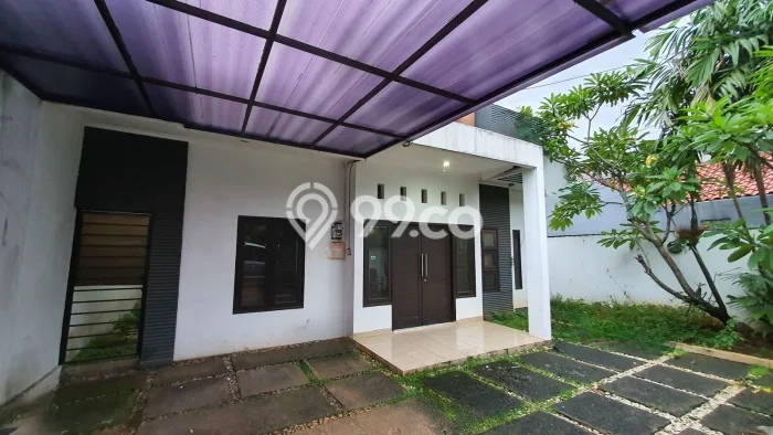 Ready to Use! Luxury House LT 300m2 Desain Elegan di Rempoa Ready to Use! Luxury House LT 300m2 Desain Elegan di Rempoa