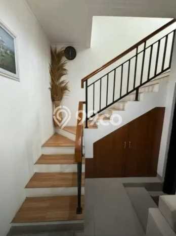 Dijual Rumah Strategis Bagus Punya 3 KT di Ciputat Tangerang Selatan SHM Dijual Rumah Strategis Bagus Punya 3 KT di Ciputat Tangerang Selatan SHM