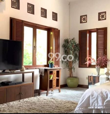 Dijual Rumah Mewah Megah Dengan View Cantik di Cirendeu, Jakarta Selatan Dijual Rumah Mewah Megah Dengan View Cantik di Cirendeu, Jakarta Selatan