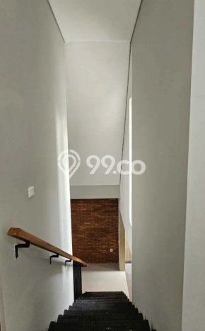 Hunian Mewah LB 70m2 Siap Huni Desain Elegan di Pondok Ranji, Tangerang Selatan Hunian Mewah LB 70m2 Siap Huni Desain Elegan di Pondok Ranji, Tangerang Selatan