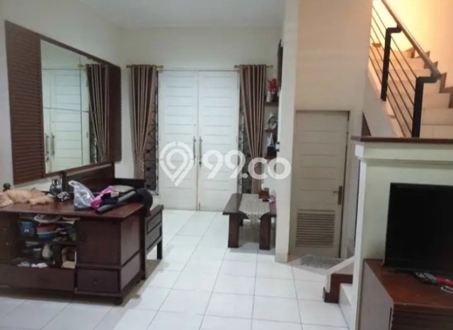 Rumah Luas Asri 4 KT Siap Huni di Cirendeu Jakarta Selatan Rumah Luas Asri 4 KT Siap Huni di Cirendeu Jakarta Selatan