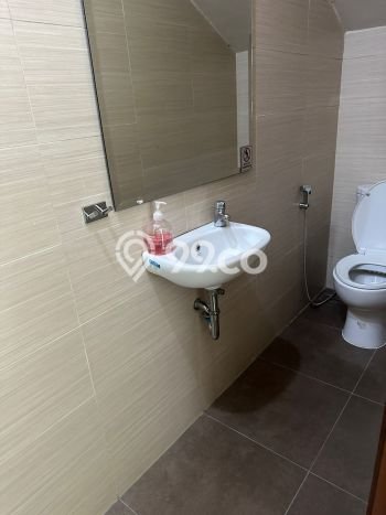 Jual Rumah Mewah Megah Dengan View Eksklusif di Cirendeu, Jakarta Selatan Jual Rumah Mewah Megah Dengan View Eksklusif di Cirendeu, Jakarta Selatan