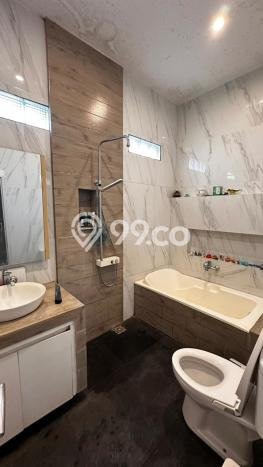 Disewakan! Rumah 4 Kamar Tidur &
3 Kamar Mandi di Jurangmangu, Tangerang Disewakan! Rumah 4 Kamar Tidur &
3 Kamar Mandi di Jurangmangu, Tangerang