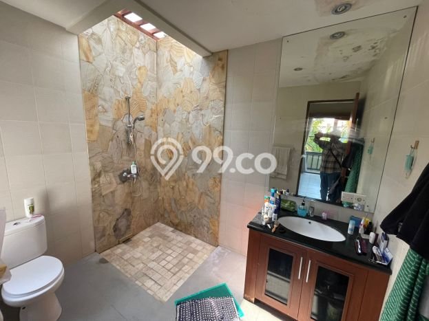 Rumah Nyaman LB 200m² View Kota di Sanur, Denpasar Rumah Nyaman LB 200m² View Kota di Sanur, Denpasar