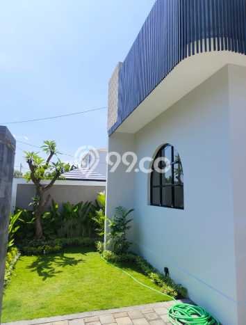 Dijual Rumah Luas Elegan Dengan View Eksklusif di Lovina, Buleleng Dijual Rumah Luas Elegan Dengan View Eksklusif di Lovina, Buleleng