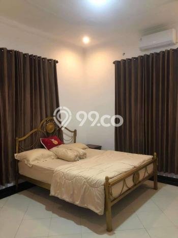 Disewakan! Rumah 3 Kamar Tidur &
2 Kamar Mandi di Renon, Denpasar Disewakan! Rumah 3 Kamar Tidur &
2 Kamar Mandi di Renon, Denpasar