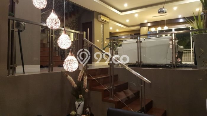 Rumah Mewah LB 350m2 Siap Huni Desain Elegan di Permata Buana, Jakarta Barat Rumah Mewah LB 350m2 Siap Huni Desain Elegan di Permata Buana, Jakarta Barat