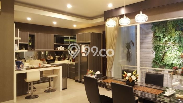 Rumah Mewah LB 350m2 Siap Huni Desain Elegan di Permata Buana, Jakarta Barat Rumah Mewah LB 350m2 Siap Huni Desain Elegan di Permata Buana, Jakarta Barat