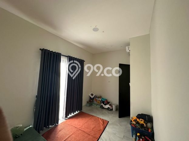 Rumah Elit Modern Siap Huni di Bojong Indah Jakarta Barat Rumah Elit Modern Siap Huni di Bojong Indah Jakarta Barat