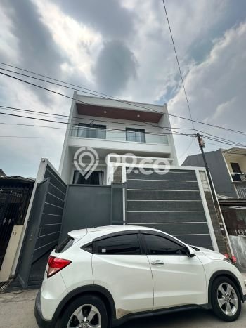 Rumah Elit Modern Siap Huni di Bojong Indah Jakarta Barat Rumah Elit Modern Siap Huni di Bojong Indah Jakarta Barat