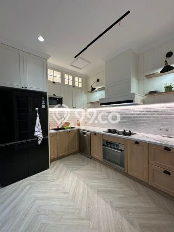 Rumah Elit Modern Tanpa Renovasi di Golf Island Jakarta Utara Rumah Elit Modern Tanpa Renovasi di Golf Island Jakarta Utara
