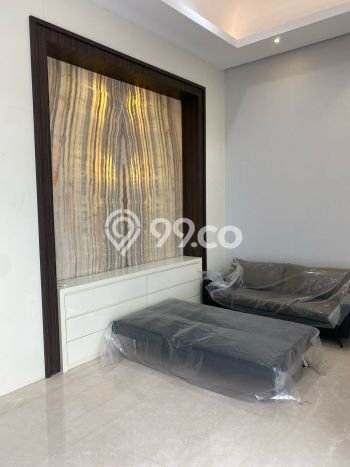 Hunian Mewah LB 1050m2 Siap Pakai Desain Elegan di Pantai Indah Kapuk, Jakarta Utara Hunian Mewah LB 1050m2 Siap Pakai Desain Elegan di Pantai Indah Kapuk, Jakarta Utara