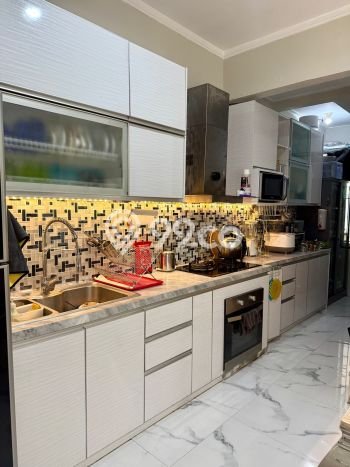 Ready to Use! Luxury House LT 120m2 Desain Modern di Sektor 9-Bintaro Ready to Use! Luxury House LT 120m2 Desain Modern di Sektor 9-Bintaro
