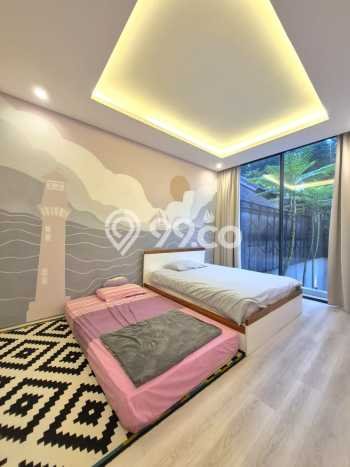 Siap Huni Rumah Mewah 5 Kamar di Pondok Aren Dekat ke Mana Pun Siap Huni Rumah Mewah 5 Kamar di Pondok Aren Dekat ke Mana Pun