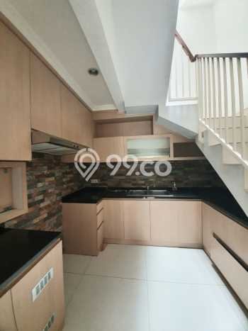 Siap Huni Rumah Mewah 3 Kamar di Pondok Aren Dekat ke Mana Saja Siap Huni Rumah Mewah 3 Kamar di Pondok Aren Dekat ke Mana Saja