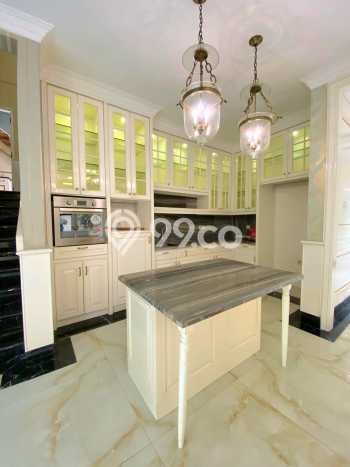 For Sale Rumah Elit Exclusive di Pondok Aren, Tangerang Selatan For Sale Rumah Elit Exclusive di Pondok Aren, Tangerang Selatan