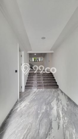 For Sale Rumah Mewah Exclusive di Pondok Aren, Tangerang Selatan For Sale Rumah Mewah Exclusive di Pondok Aren, Tangerang Selatan
