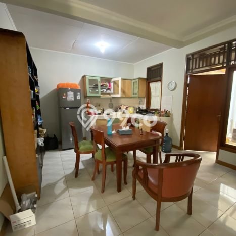 Dijual Hunian Rumah Terawat 4 KT di Bintaro, Tangerang Selatan Dijual Hunian Rumah Terawat 4 KT di Bintaro, Tangerang Selatan