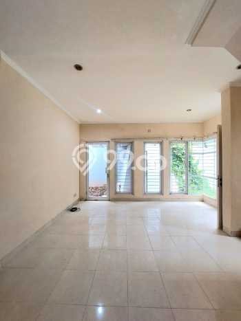 Jual Rumah Eksklusif 3 KT di Bintaro, Tangerang Selatan Jual Rumah Eksklusif 3 KT di Bintaro, Tangerang Selatan