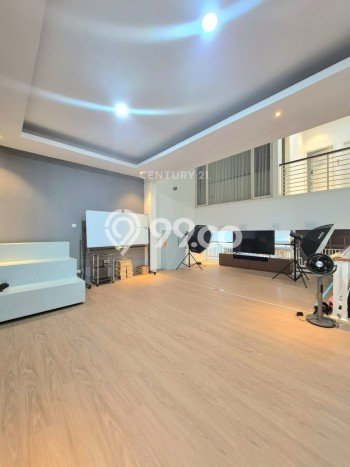 Jual Rumah Mewah Megah Dengan View Cantik di Bintaro, Tangerang Selatan Jual Rumah Mewah Megah Dengan View Cantik di Bintaro, Tangerang Selatan