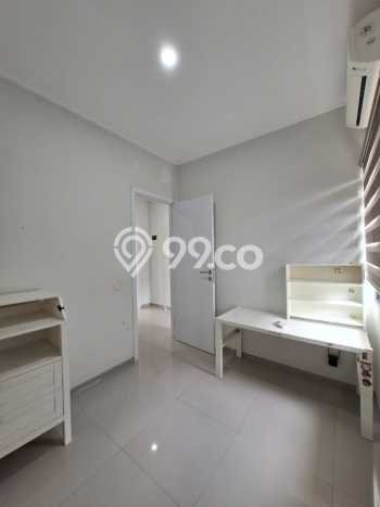 Rumah Minimalis 3 KT di Bintaro Tangerang Selatan Semi Furnished Rumah Minimalis 3 KT di Bintaro Tangerang Selatan Semi Furnished