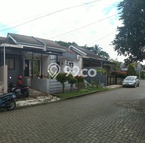 For Sale Rumah 2 Kamar Lokasi Ideal Bagus dan Strategis di Bogor Selatan For Sale Rumah 2 Kamar Lokasi Ideal Bagus dan Strategis di Bogor Selatan