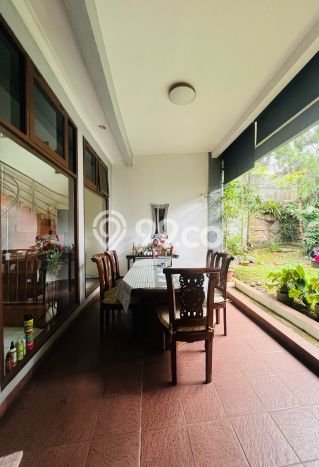 Ready to Use! Luxury House LT 357m2 Desain Elegan di Tanah Sareal Ready to Use! Luxury House LT 357m2 Desain Elegan di Tanah Sareal
