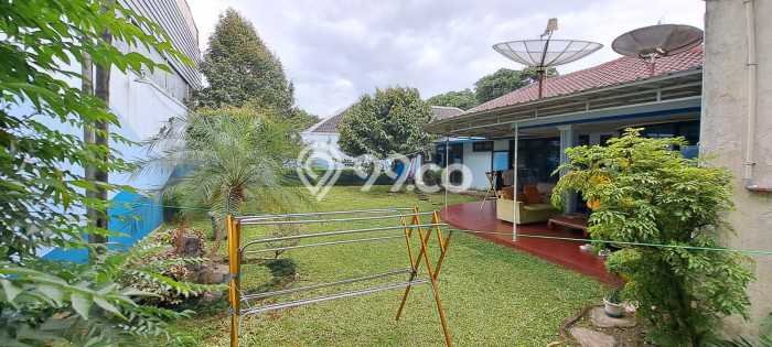 For Sale! Luxury House LT 1000m2 Desain Elegan di Tanah Sareal For Sale! Luxury House LT 1000m2 Desain Elegan di Tanah Sareal