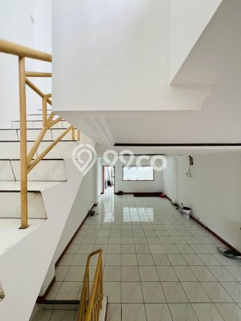 Disewakan Ruko Premium Kawasan Bogor Tengah, Luas 300m2m², Jalan Strategis Disewakan Ruko Premium Kawasan Bogor Tengah, Luas 300m2m², Jalan Strategis