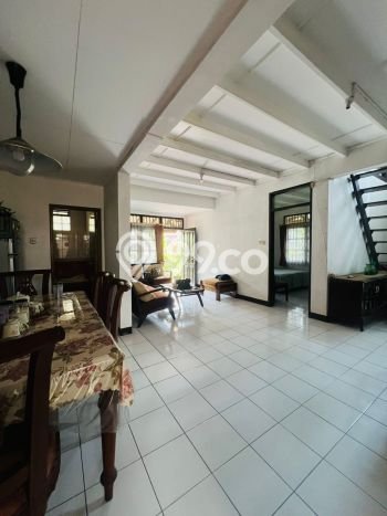 Dijual Hunian Rumah Nyaman 5 Kamar di Tanah Sareal, Bogor Dijual Hunian Rumah Nyaman 5 Kamar di Tanah Sareal, Bogor