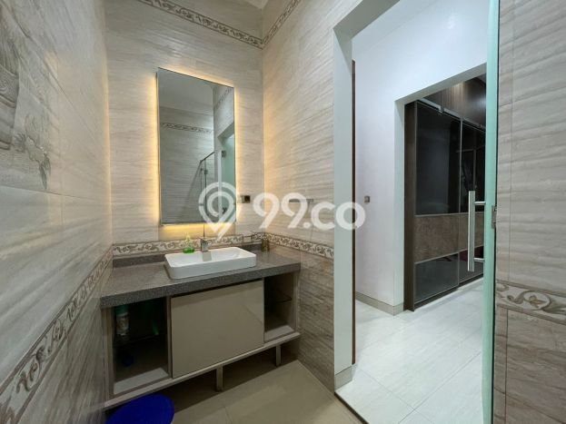 Rumah Luxury Modern Tanpa Renovasi di Sentul City Bogor Rumah Luxury Modern Tanpa Renovasi di Sentul City Bogor