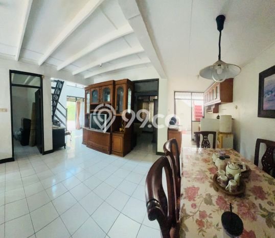 Dijual Hunian Rumah Nyaman 5 Kamar di Tanah Sareal, Bogor Dijual Hunian Rumah Nyaman 5 Kamar di Tanah Sareal, Bogor