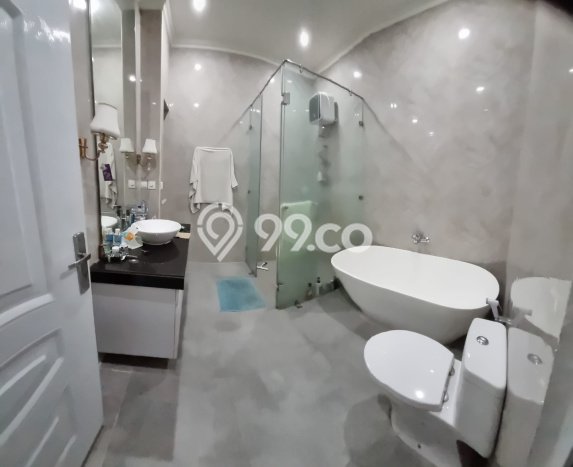 Ready to Use! Premium House LT 263m2 Desain Modern di Tanah Sareal Ready to Use! Premium House LT 263m2 Desain Modern di Tanah Sareal