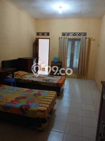 Dijual Kost di Bogor Utara, Bogor, 16 KT, 17 KM, Luas 350m2 Dijual Kost di Bogor Utara, Bogor, 16 KT, 17 KM, Luas 350m2
