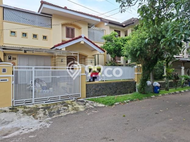 Rumah Sewa Bandung LT 209m2 LB 213m2 Kawasan Pasteur Rumah Sewa Bandung LT 209m2 LB 213m2 Kawasan Pasteur