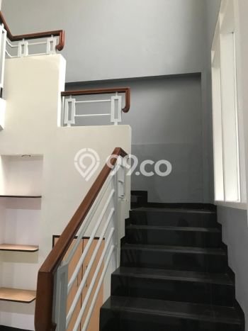 Sewa Rumah Murah di Turangga Bandung dengan 5 Kamar Tidur Sewa Rumah Murah di Turangga Bandung dengan 5 Kamar Tidur
