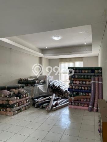 Unit Ruko Disewakan di sudirman di Area Ramai & Strategis Unit Ruko Disewakan di sudirman di Area Ramai & Strategis