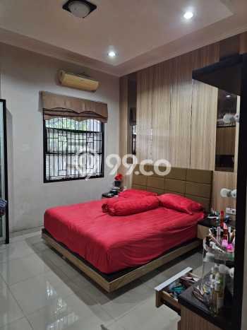 For Sale! Luxury House LT 312m2 Desain Elegan di Taman Kopo Indah For Sale! Luxury House LT 312m2 Desain Elegan di Taman Kopo Indah