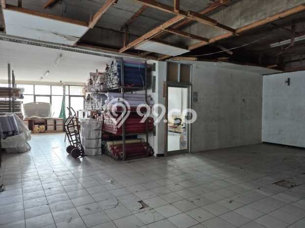 Ruko Bagus Dijual LB 750m2 Lokasi Strategis Bandung Area Cocok untuk Bisnis Ruko Bagus Dijual LB 750m2 Lokasi Strategis Bandung Area Cocok untuk Bisnis
