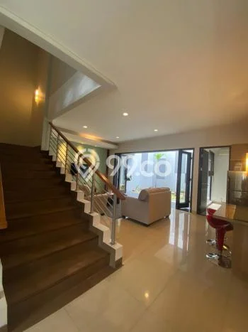 Rumah Sewa Bandung LT 200m2 LB 360m2 Kawasan Setra Duta Rumah Sewa Bandung LT 200m2 LB 360m2 Kawasan Setra Duta