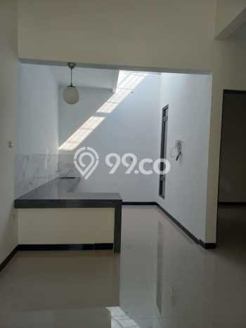 Rumah Minimalis 2 KT LT 77m2 di Taman Kopo Indah Rumah Minimalis 2 KT LT 77m2 di Taman Kopo Indah