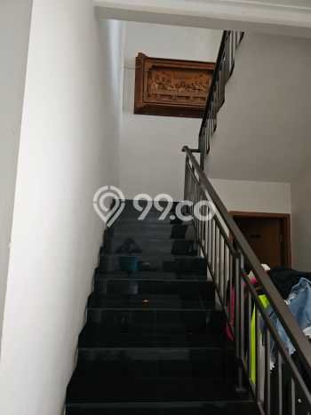 For Sale! Luxury House LT 312m2 Desain Elegan di Taman Kopo Indah For Sale! Luxury House LT 312m2 Desain Elegan di Taman Kopo Indah