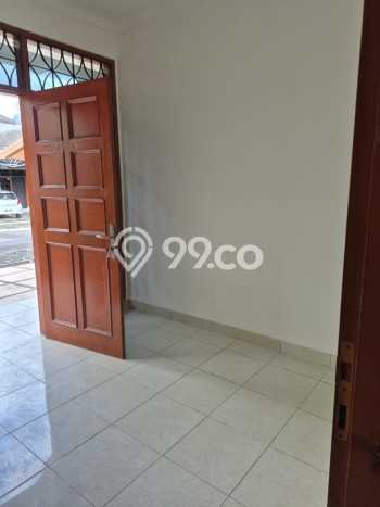 Rumah Sewa Bandung LT 200m2 LB 150m2 Kawasan Mekar Wangi Rumah Sewa Bandung LT 200m2 LB 150m2 Kawasan Mekar Wangi