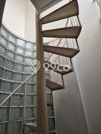 Rumah Sewa Bandung LT 200m2 LB 150m2 Kawasan Mekar Wangi Rumah Sewa Bandung LT 200m2 LB 150m2 Kawasan Mekar Wangi
