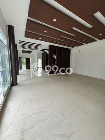 Dijual Rumah Luas Elegan Dengan View Eksklusif di Pantai Indah Kapuk, Jakarta Utara Dijual Rumah Luas Elegan Dengan View Eksklusif di Pantai Indah Kapuk, Jakarta Utara